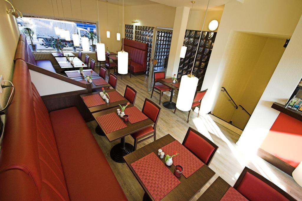 Hotel Wiking Кил Екстериор снимка